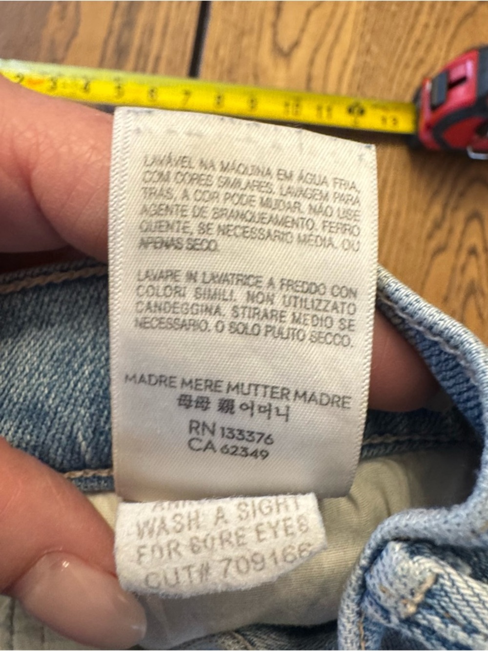 Mother The High Waisted Smokin’ Double Ankle Fray Jeans size 26 - Picture 12 of 16